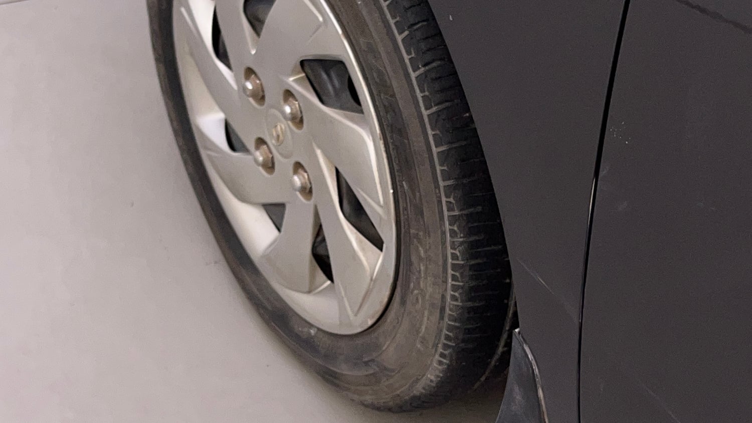 Used 2020 Hyundai Santro Sportz AMT Petrol Automatic dents MINOR DENT