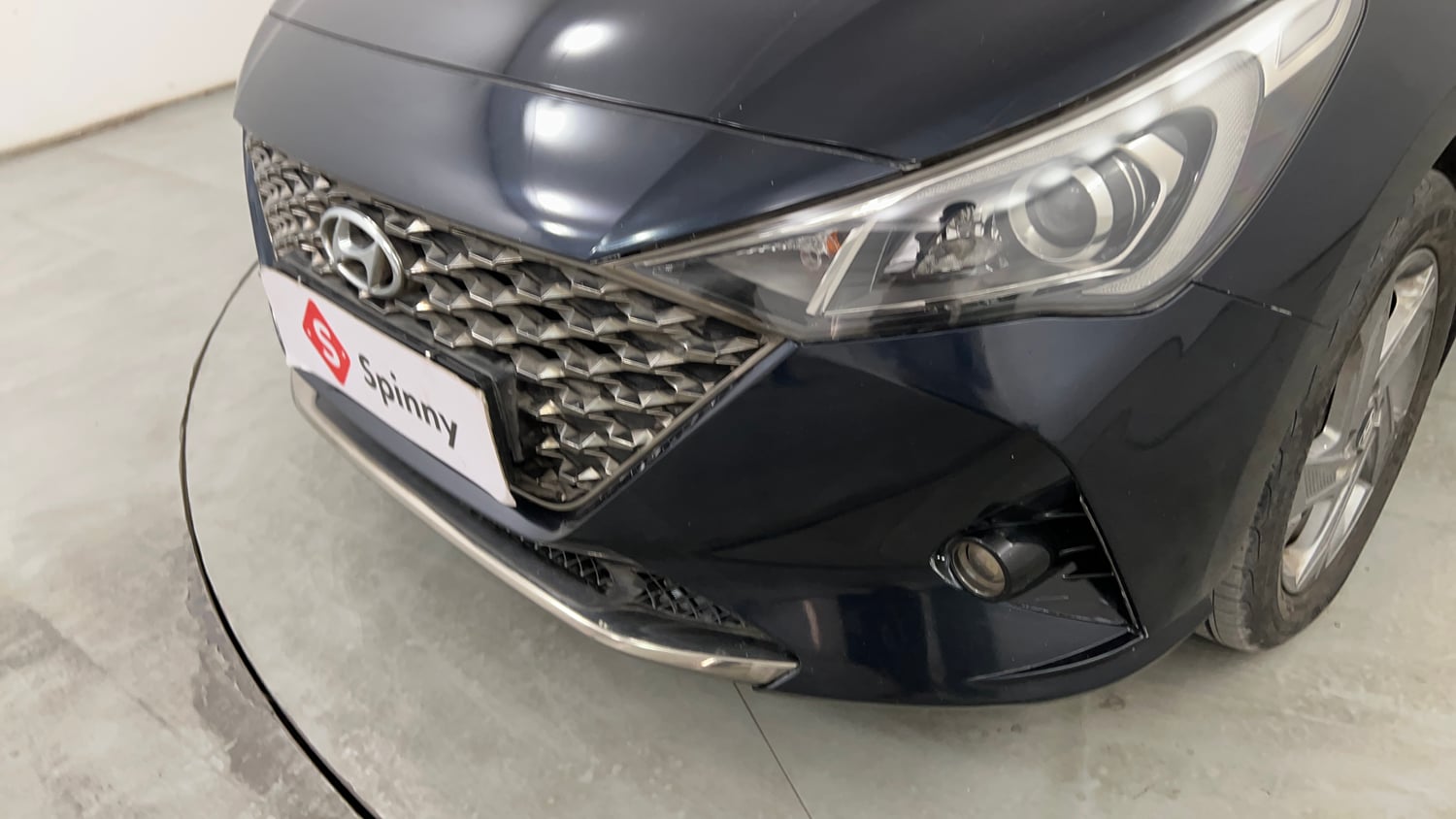 Used 2022 Hyundai Verna SX 1.5 VTVT IVT Petrol Automatic dents MINOR SCRATCH