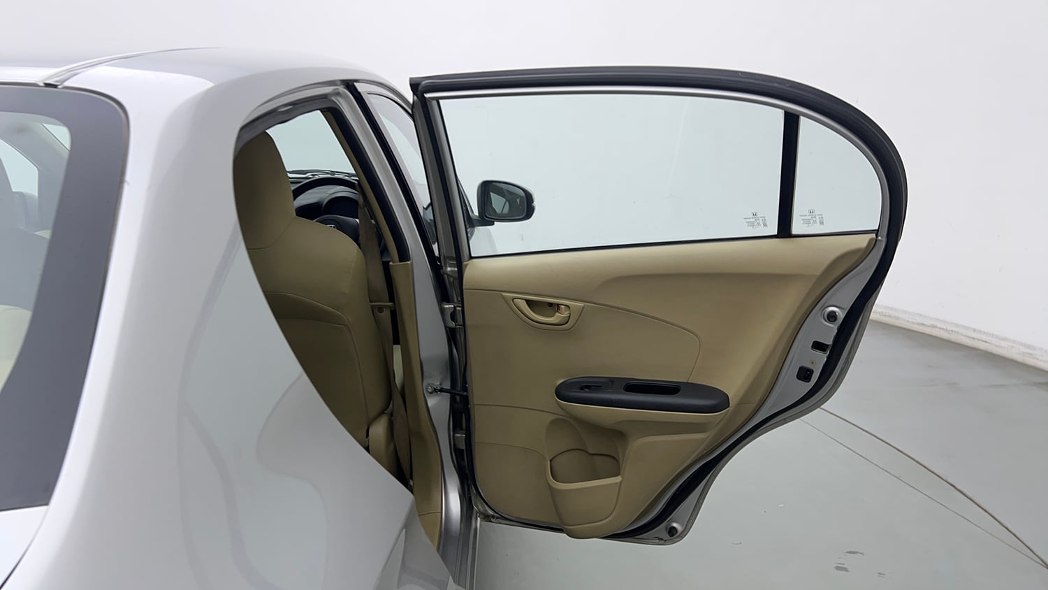 Used 2015 Honda Amaze 1.2 S i-VTEC Petrol Manual interior RIGHT REAR DOOR OPEN VIEW