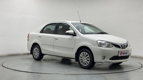 Used 2015 Toyota Etios V Petrol Manual exterior RIGHT FRONT CORNER VIEW