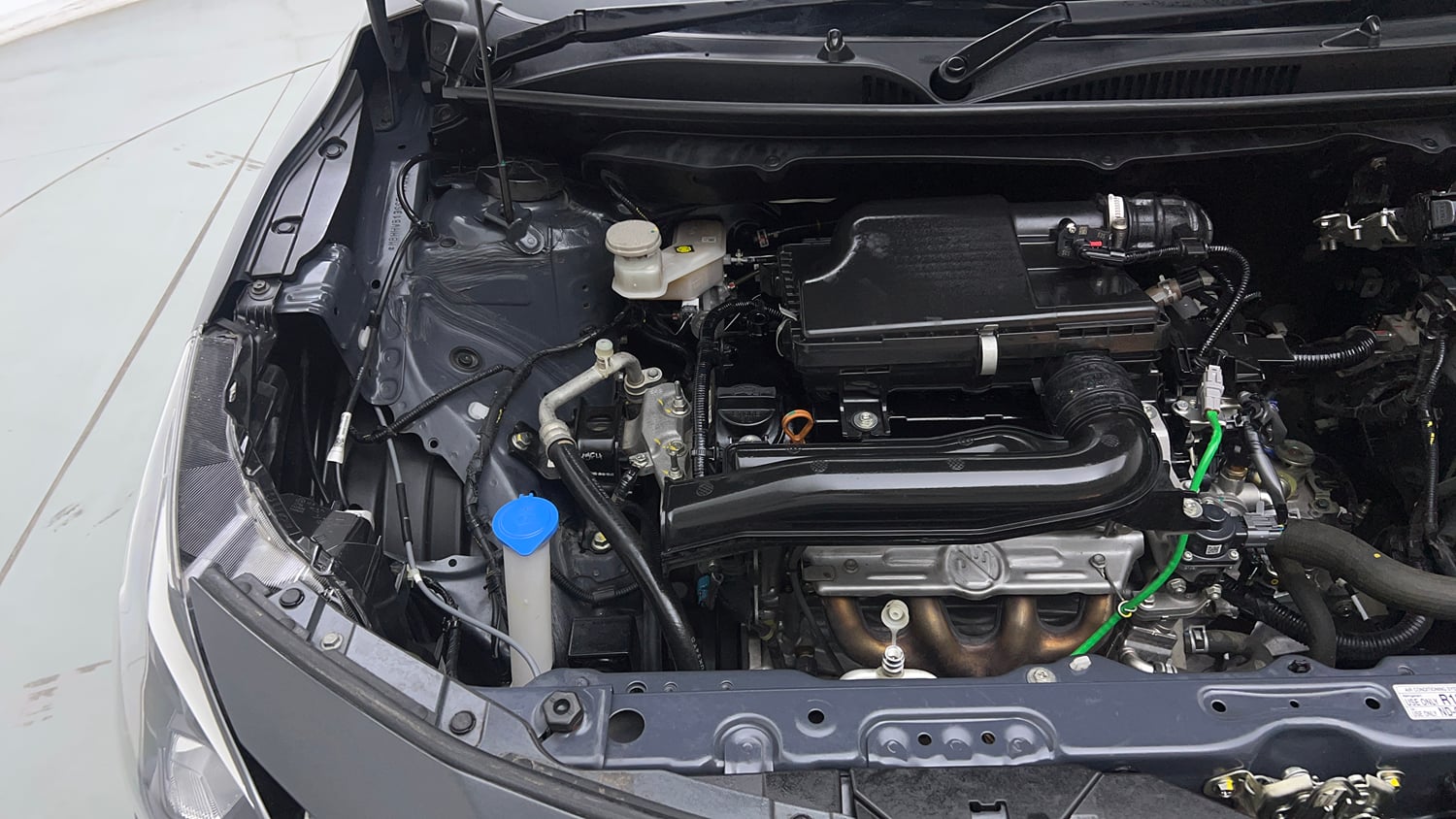 Used 2025 Maruti Suzuki Baleno Zeta MT Petrol Manual engine ENGINE RIGHT SIDE VIEW