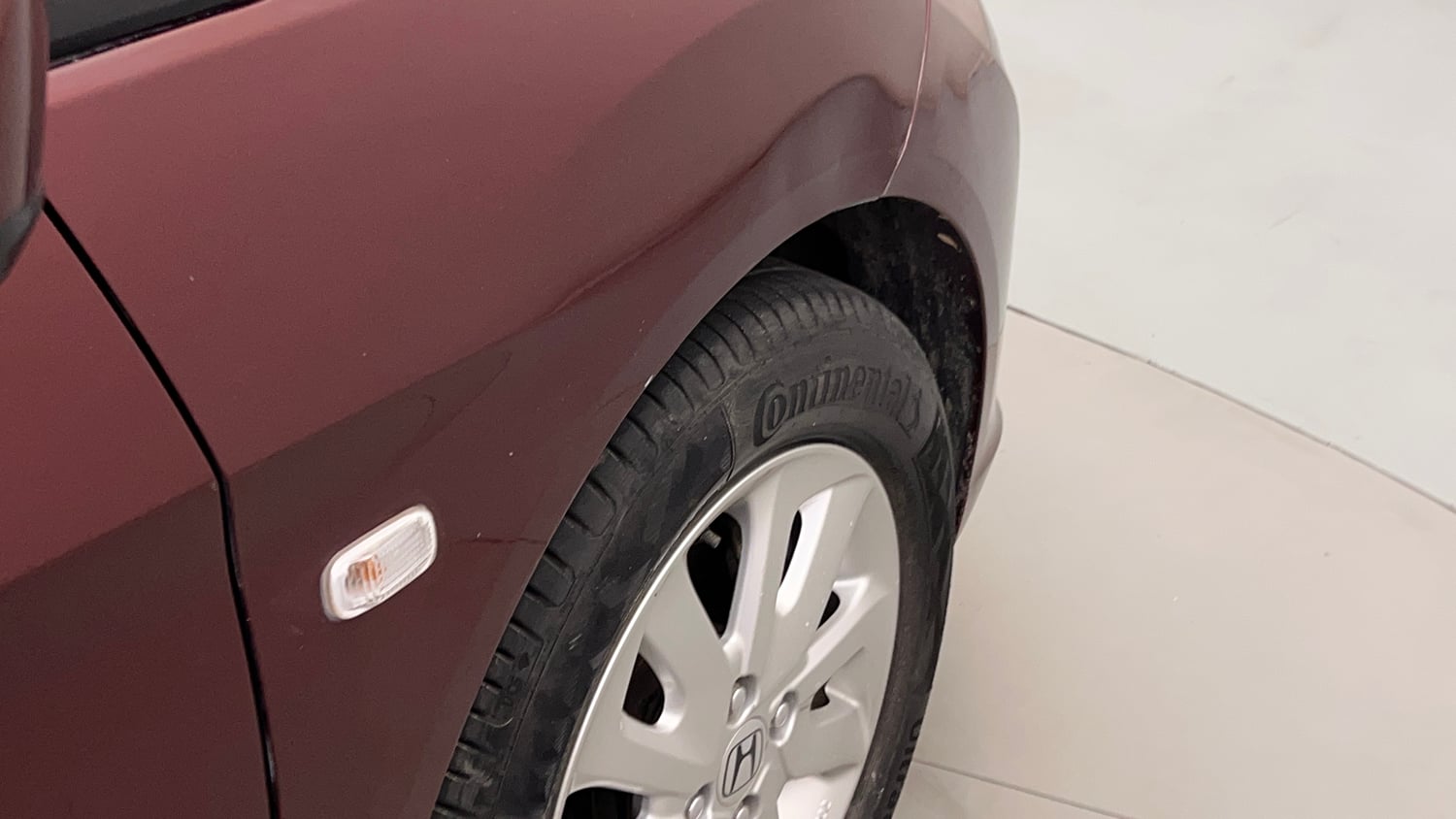 Used 2014 Honda Mobilio V Petrol Petrol Manual dents MINOR SCRATCH