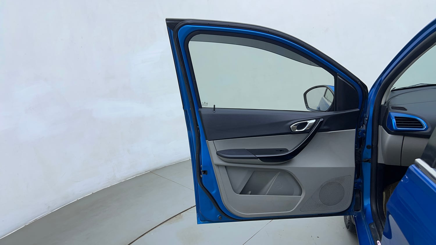 Used 2019 Tata Tiago Revotron XZA Plus Petrol Automatic interior LEFT FRONT DOOR OPEN VIEW