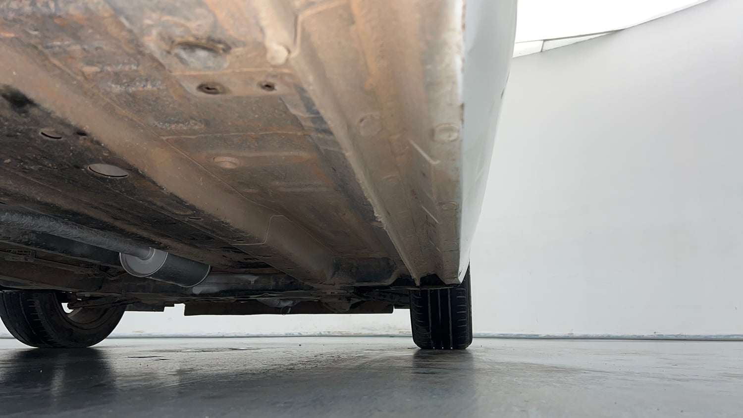 Used 2021 Tata Altroz XZ Petrol Petrol Manual extra REAR RIGHT UNDERBODY VIEW