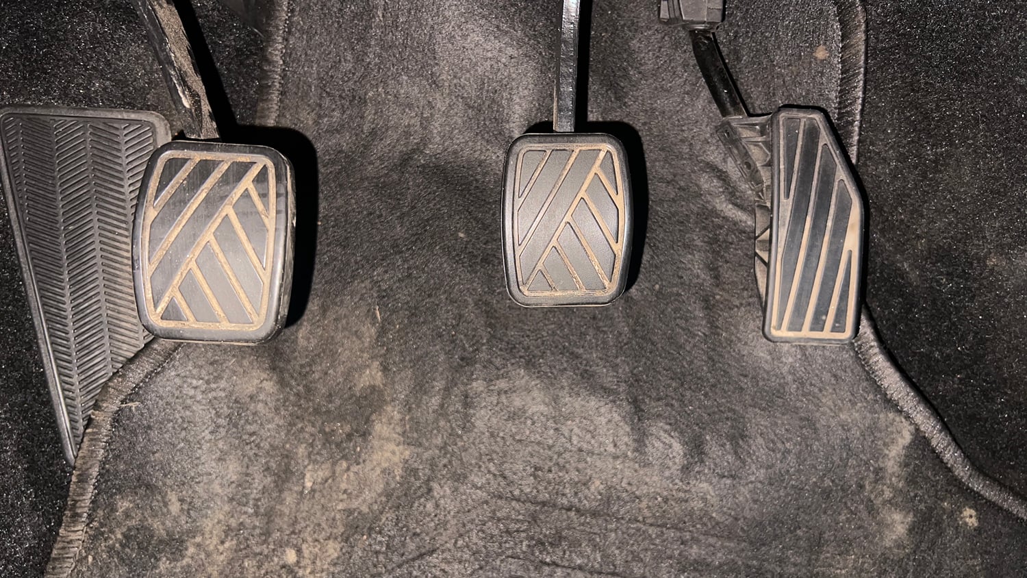 Used 2025 Maruti Suzuki Baleno Zeta MT Petrol Manual interior PEDALS VIEW