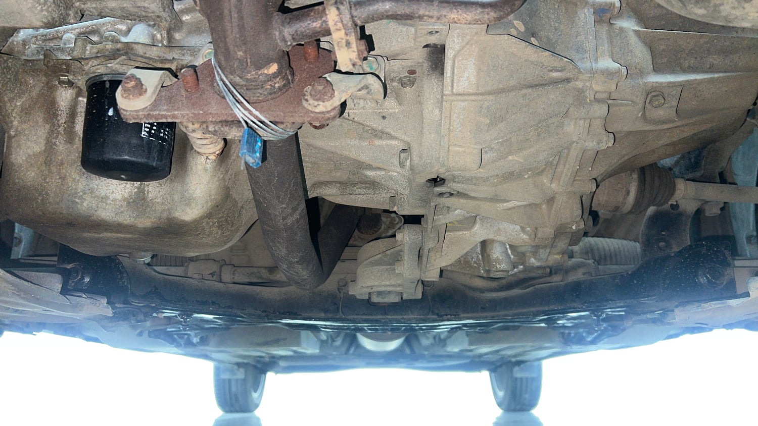 Used 2022 Maruti Suzuki Baleno Alpha Petrol Manual extra FRONT LEFT UNDERBODY VIEW