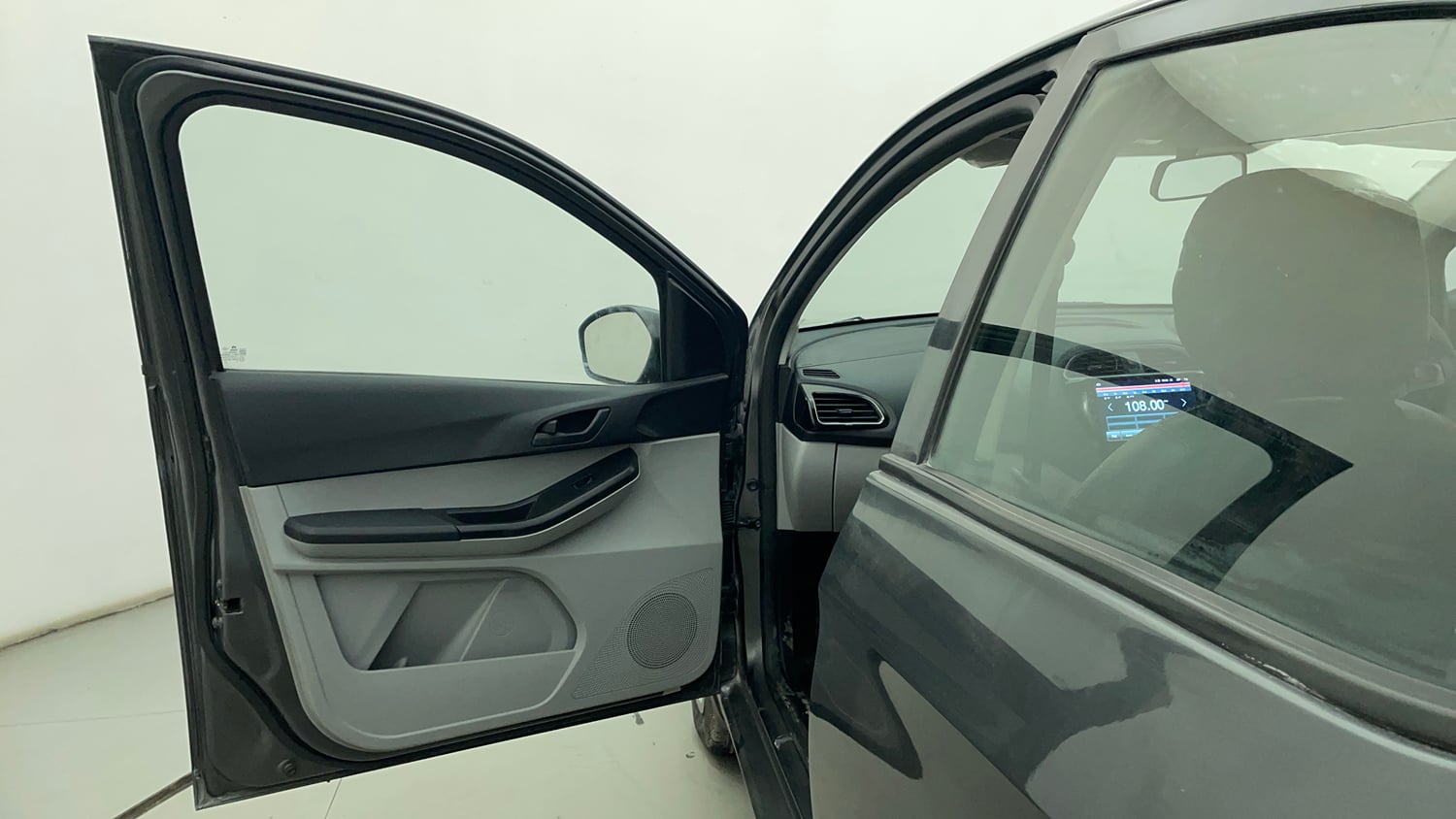 Used 2022 Tata Tiago XT (O) Petrol Manual interior LEFT FRONT DOOR OPEN VIEW
