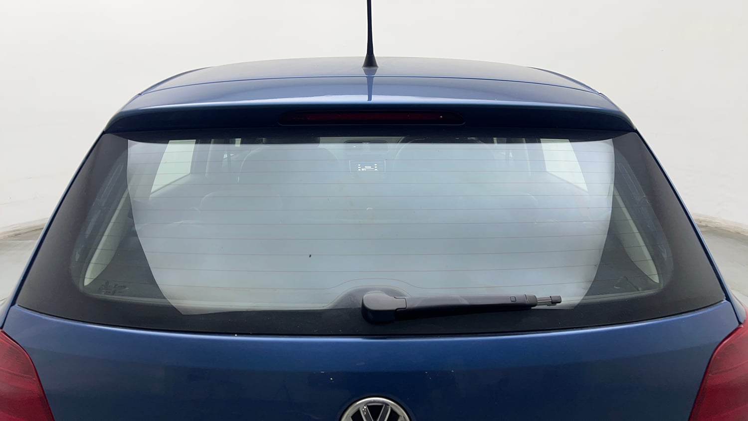 Used 2017 Volkswagen Polo Comfortline 1.2L (P) Petrol Manual exterior BACK WINDSHIELD VIEW