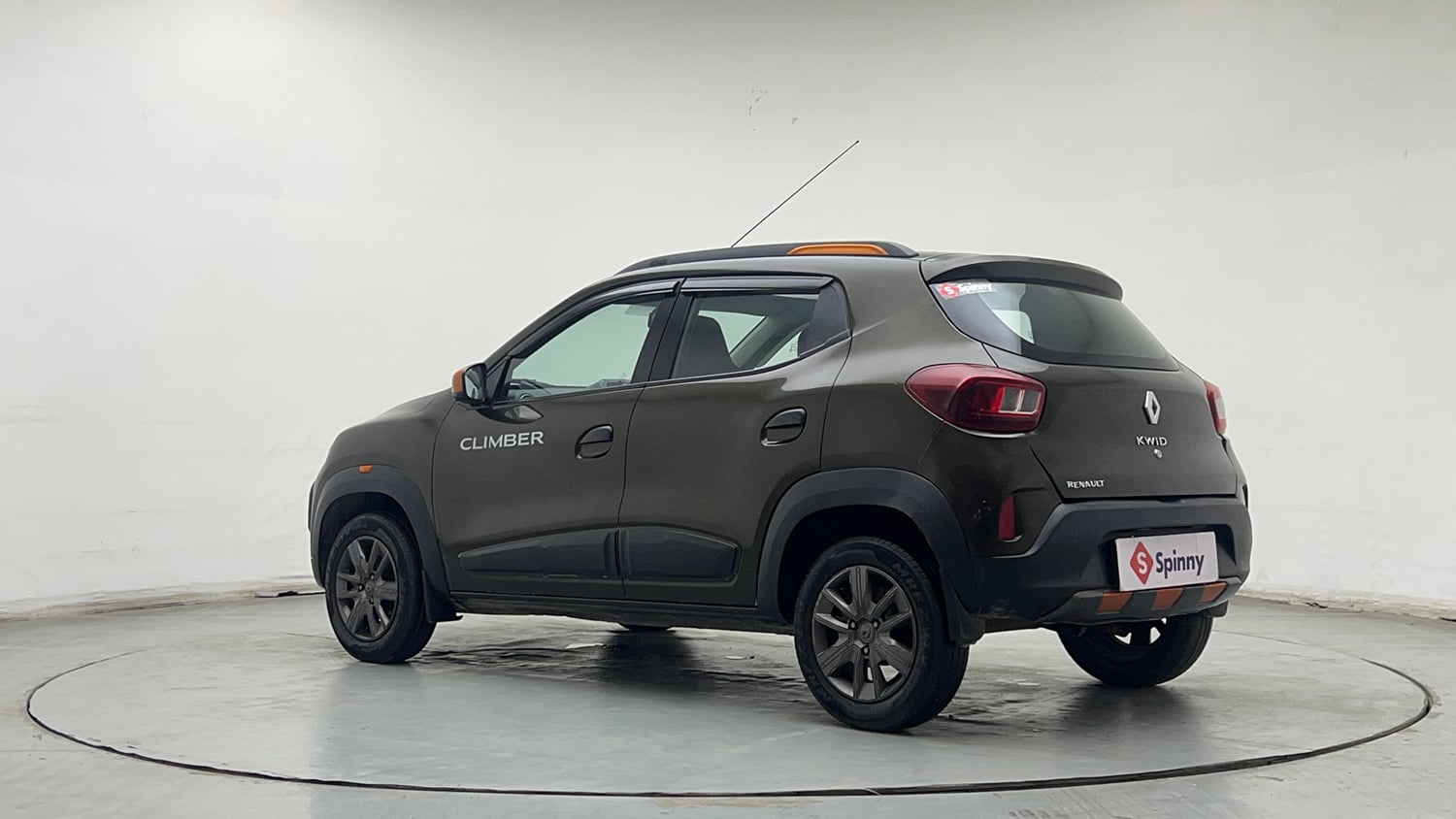Used 2022 Renault Kwid CLIMBER 1.0 (O) Petrol Manual exterior LEFT REAR CORNER VIEW