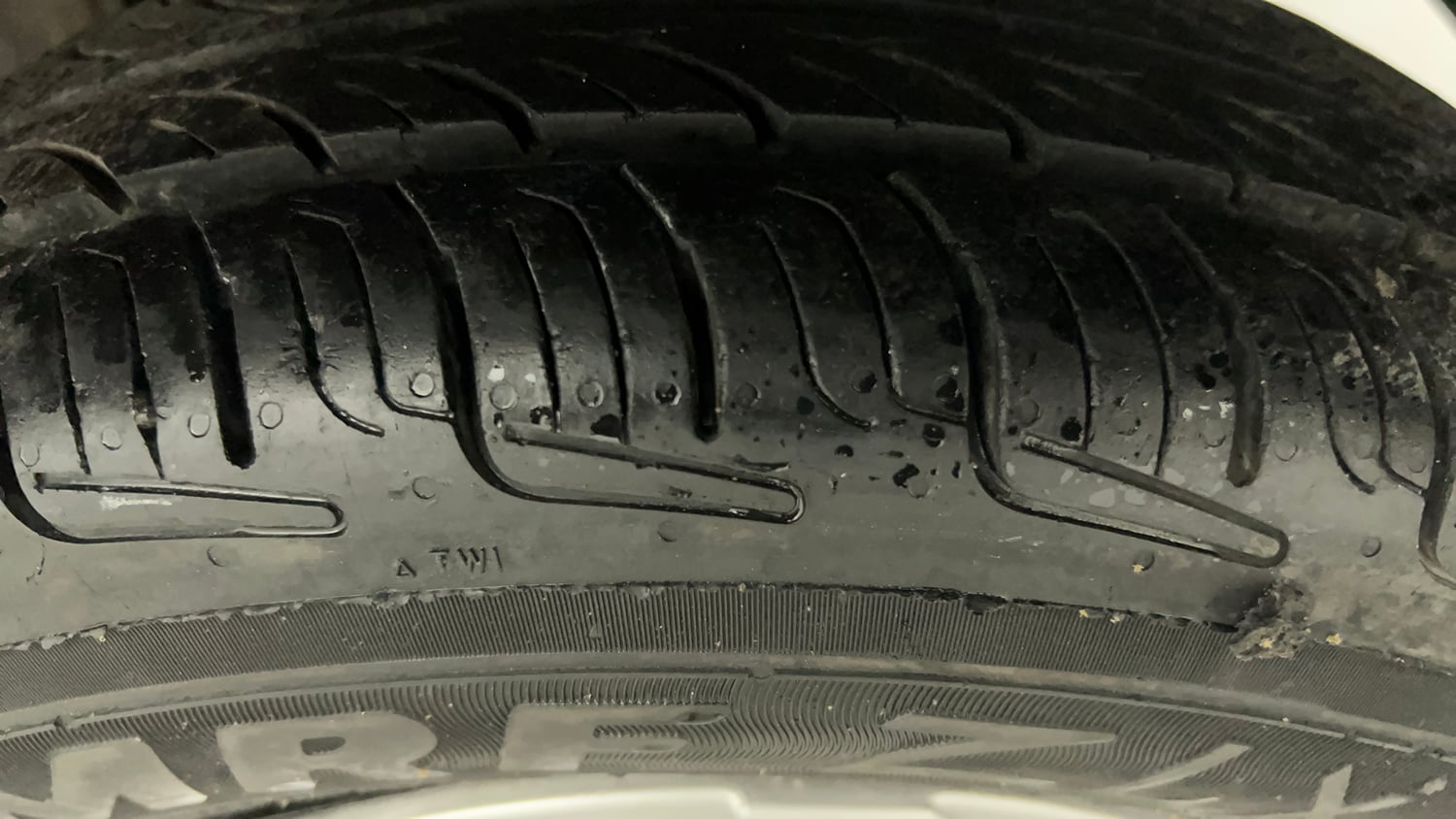 Used 2014 Maruti Suzuki Alto 800 Lxi Petrol Manual tyres LEFT REAR TYRE TREAD VIEW