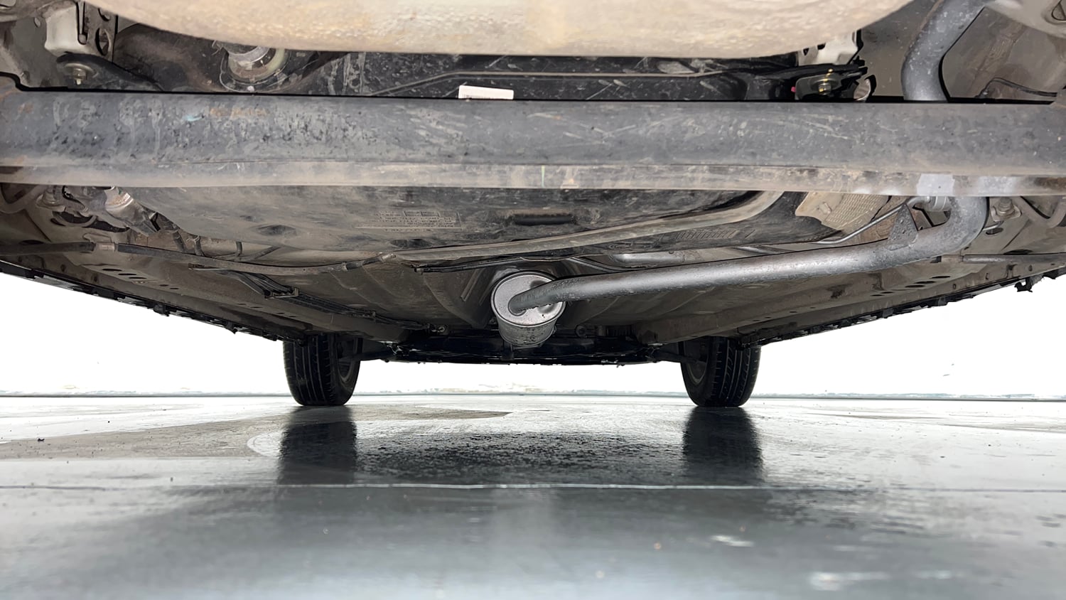 Used 2020 Maruti Suzuki Ignis Zeta 1.2 AMT Petrol Automatic extra REAR UNDERBODY VIEW (TAKEN FROM REAR)