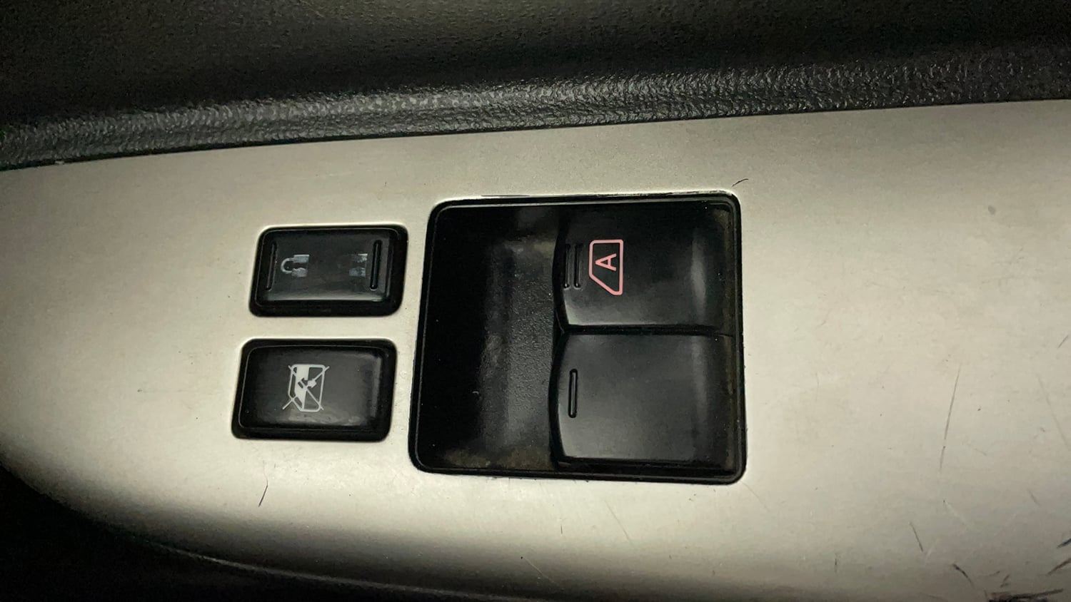 Used 2019 Nissan Micra Active XL Petrol Manual top_features Power windows