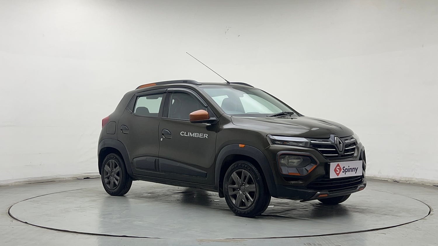 Used 2022 Renault Kwid CLIMBER 1.0 (O) Petrol Manual exterior RIGHT FRONT CORNER VIEW