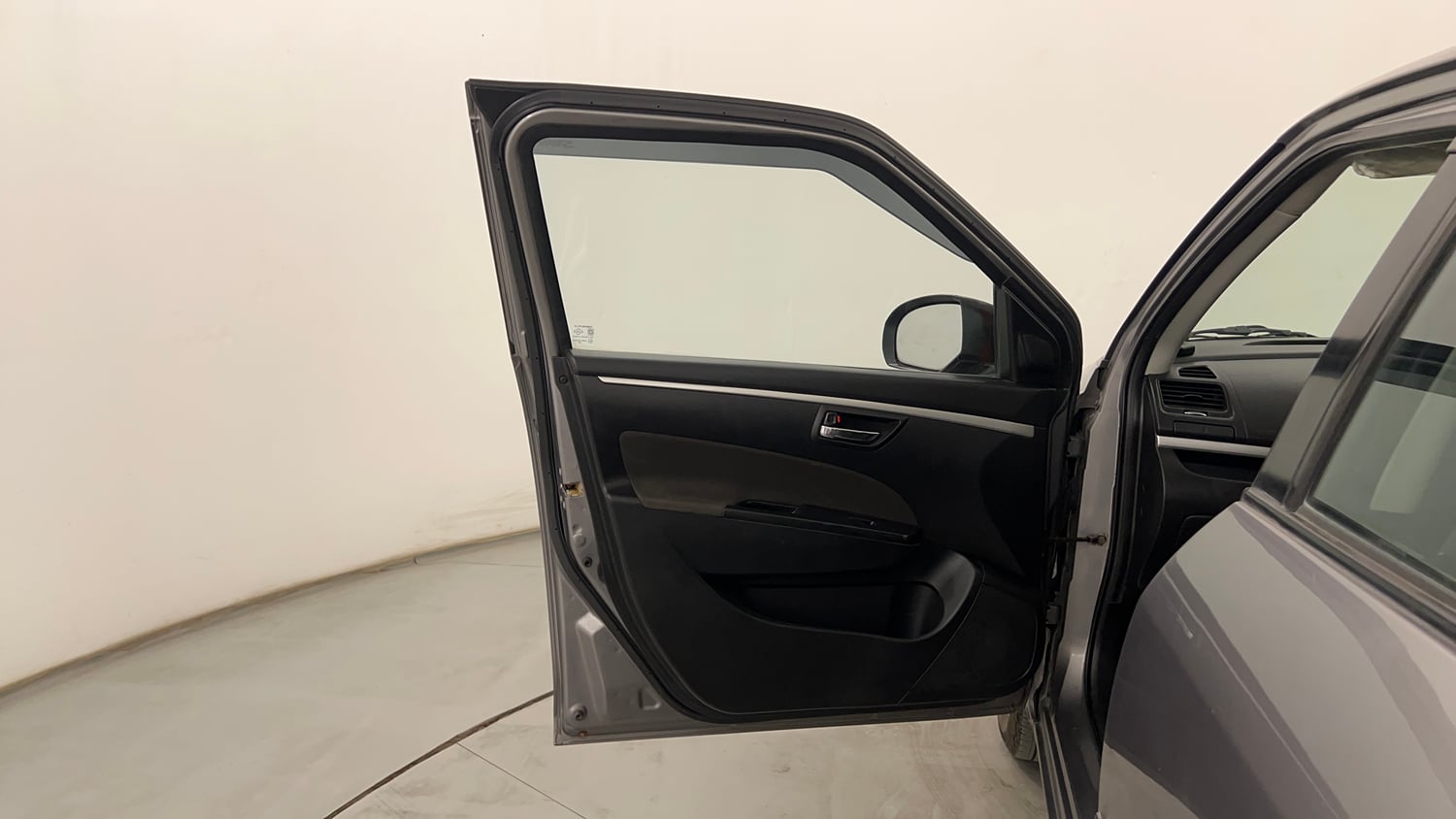 Used 2016 Maruti Suzuki Swift ZXi Petrol Manual interior LEFT FRONT DOOR OPEN VIEW