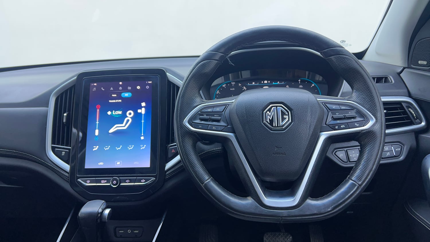 Used 2020 MG Motors Hector Sharp 1.5 DCT Petrol Petrol Automatic interior STEERING VIEW