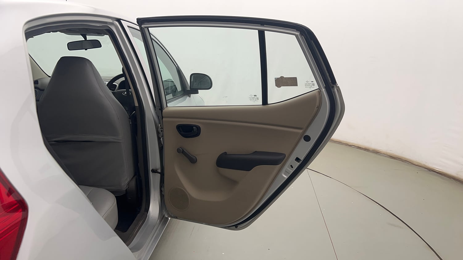 Used 2013 Hyundai i10 Era 1.1 iRDE2 Petrol Manual interior RIGHT REAR DOOR OPEN VIEW