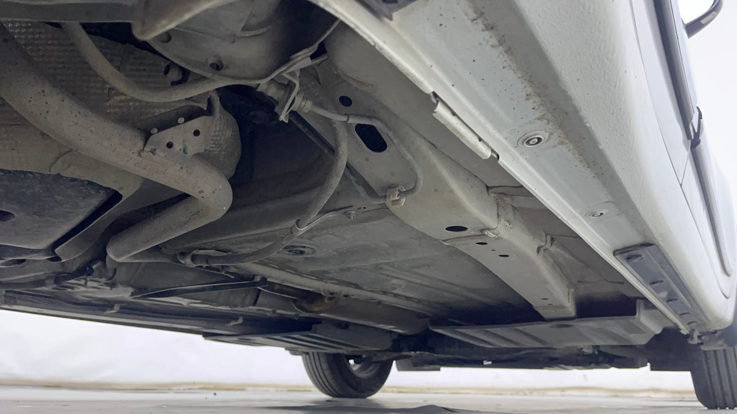 Used 2022 Maruti Suzuki Swift ZXi Plus Petrol Manual extra REAR RIGHT UNDERBODY VIEW