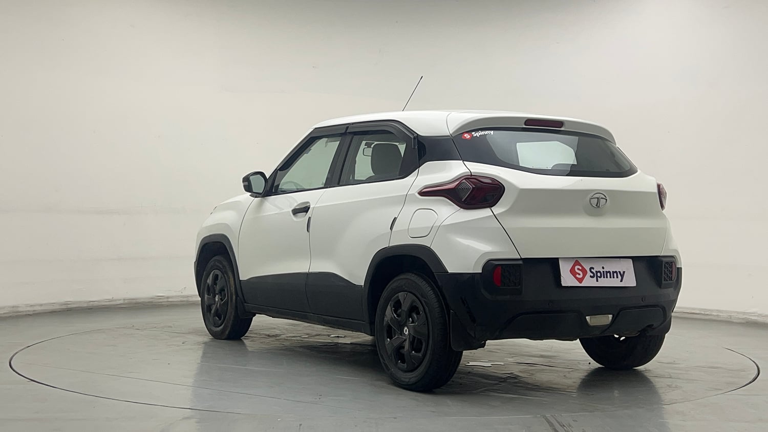 Used 2022 Tata Punch Pure MT Petrol + CNG(Outside Fitted) Cng Manual exterior LEFT REAR CORNER VIEW
