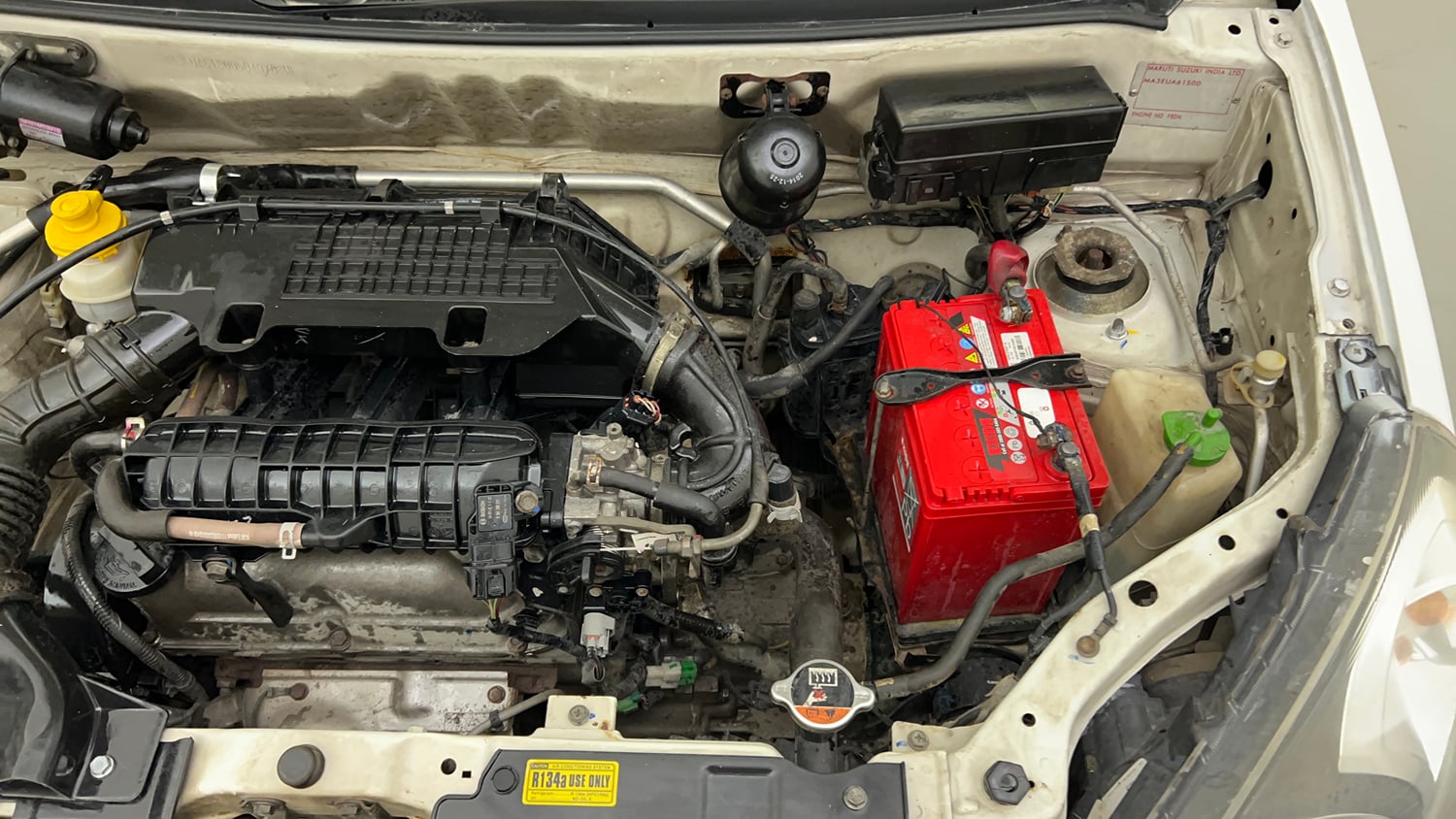 Used 2014 Maruti Suzuki Alto 800 Lxi Petrol Manual engine ENGINE LEFT SIDE VIEW