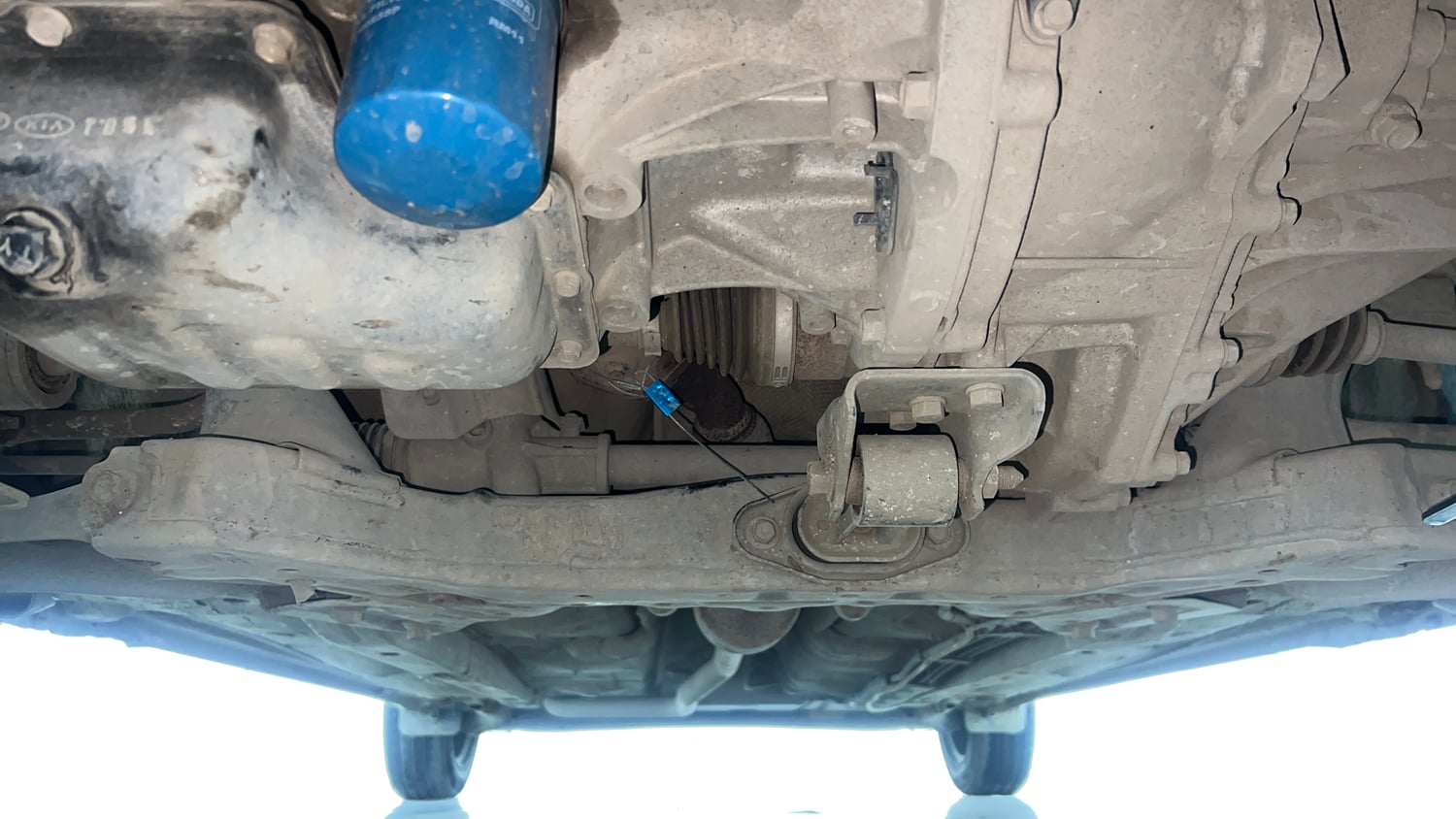 Used 2024 Hyundai Grand i10 Nios Magna 1.2 Kappa Petrol+CNG (Outside Fitted) Cng Manual extra FRONT LEFT UNDERBODY VIEW