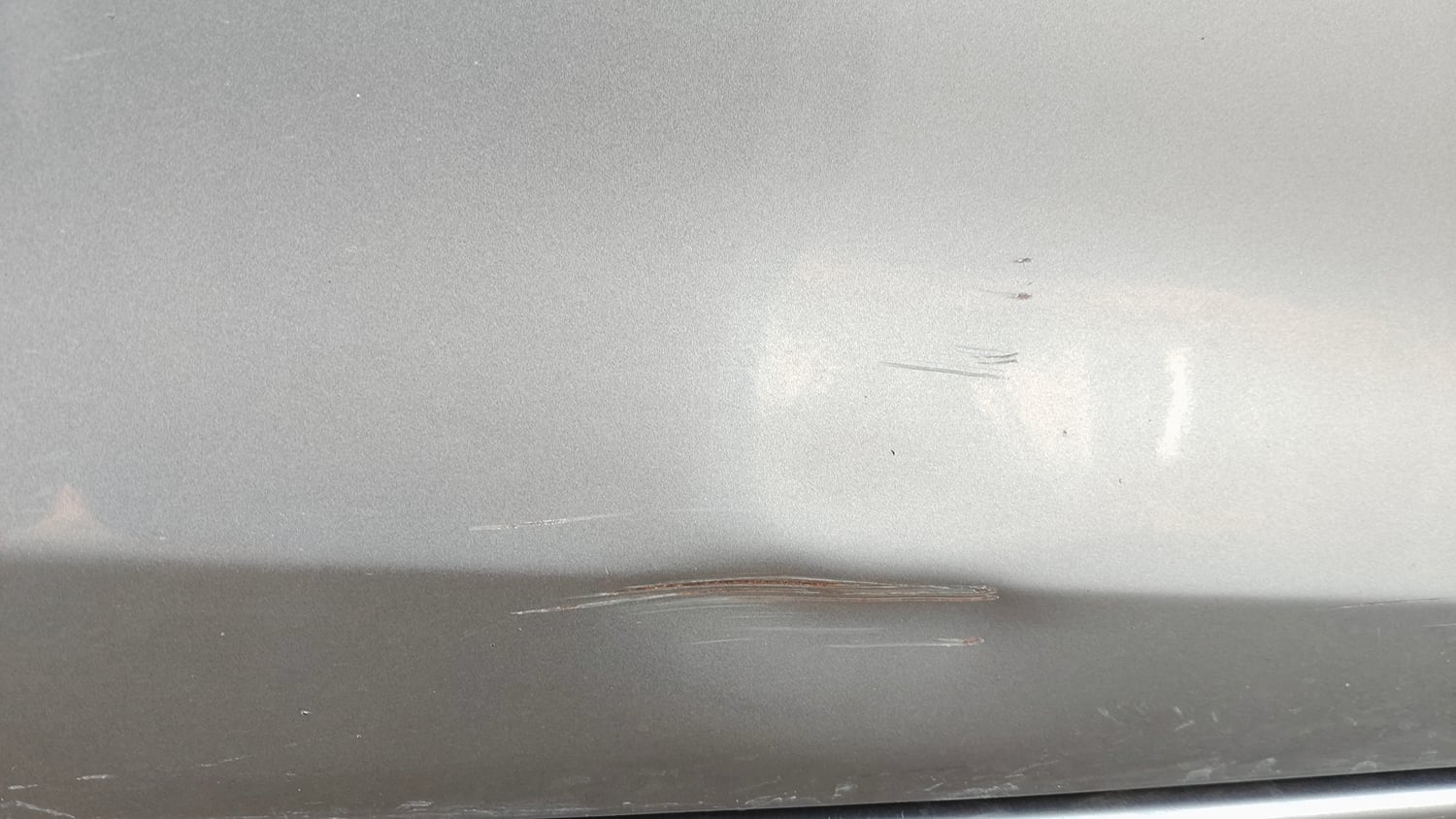 Used 2013 Maruti Suzuki Swift VDi Diesel Manual dents MINOR SCRATCH