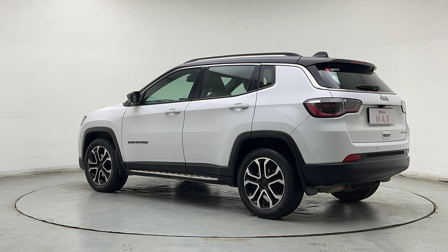 Used 2024 Jeep Compass Limited (O) 2.0 Diesel Diesel Manual exterior LEFT REAR CORNER VIEW
