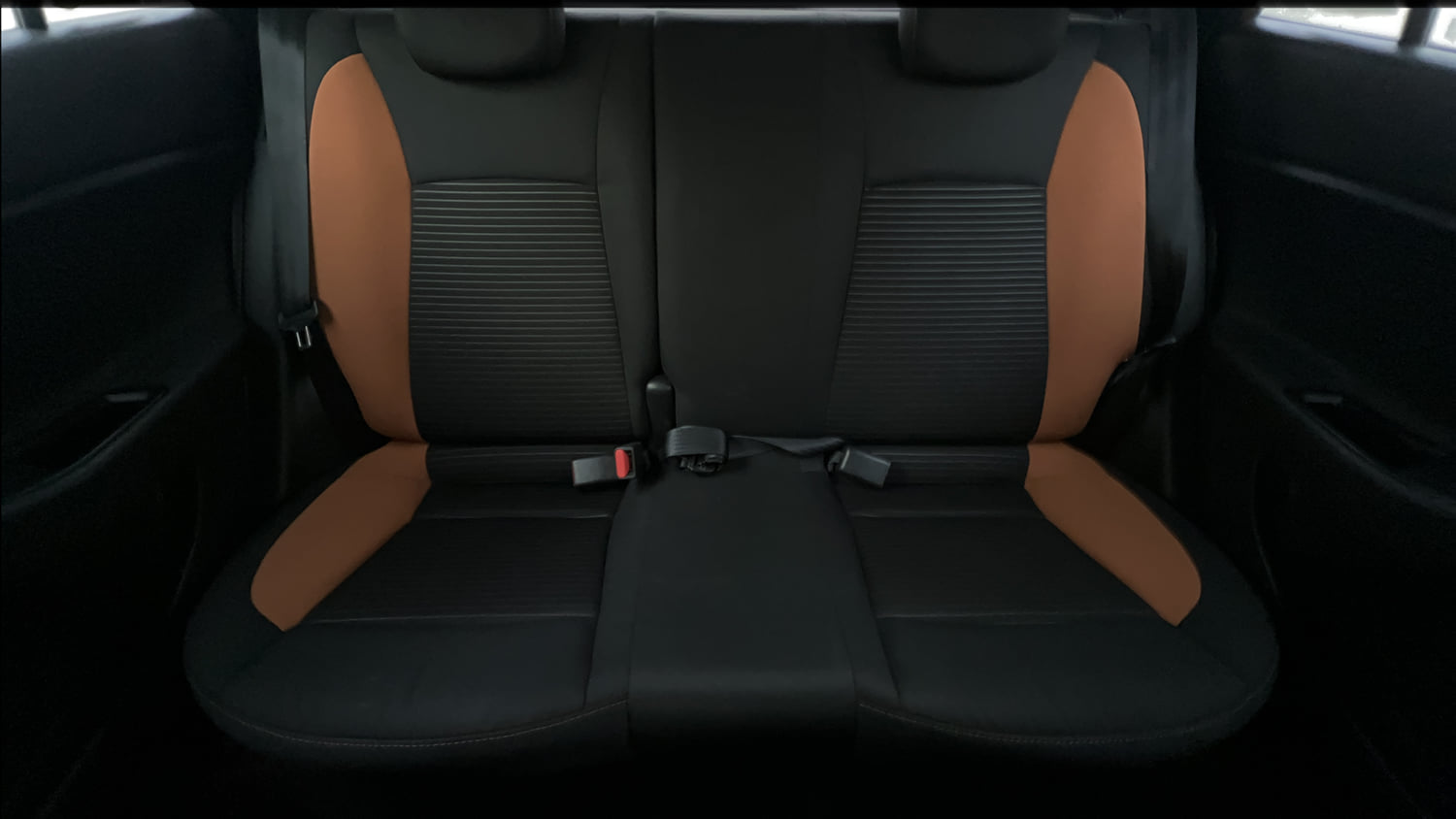 Used 2018 Hyundai i20 Active 1.2 SX Petrol Manual interior REAR SEAT CONDITION VIEW