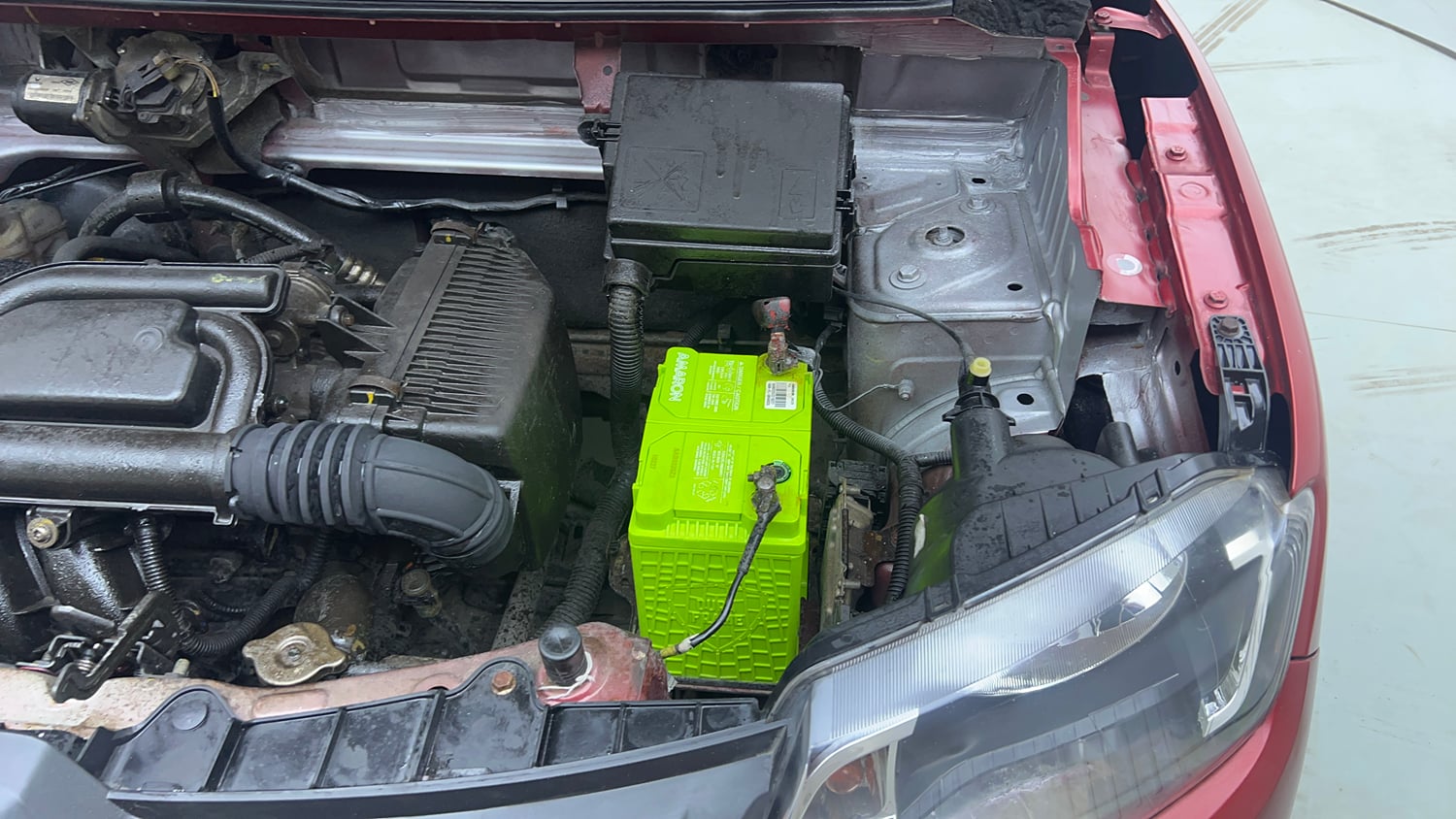 Used 2016 Renault Kwid RXT Petrol Manual engine ENGINE LEFT SIDE VIEW