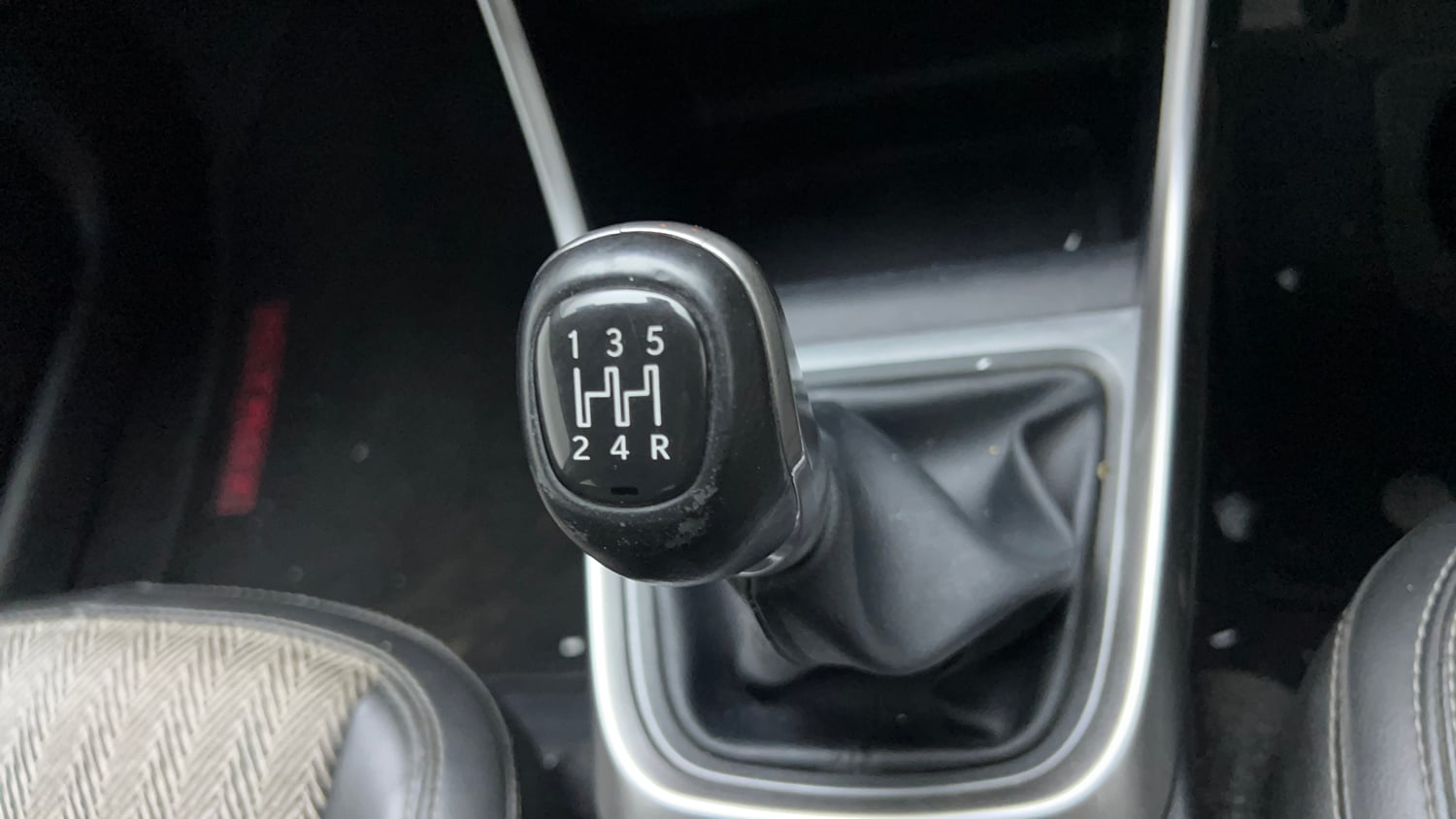 Used 2021 Tata Altroz XZ Petrol Petrol Manual interior GEAR  KNOB VIEW