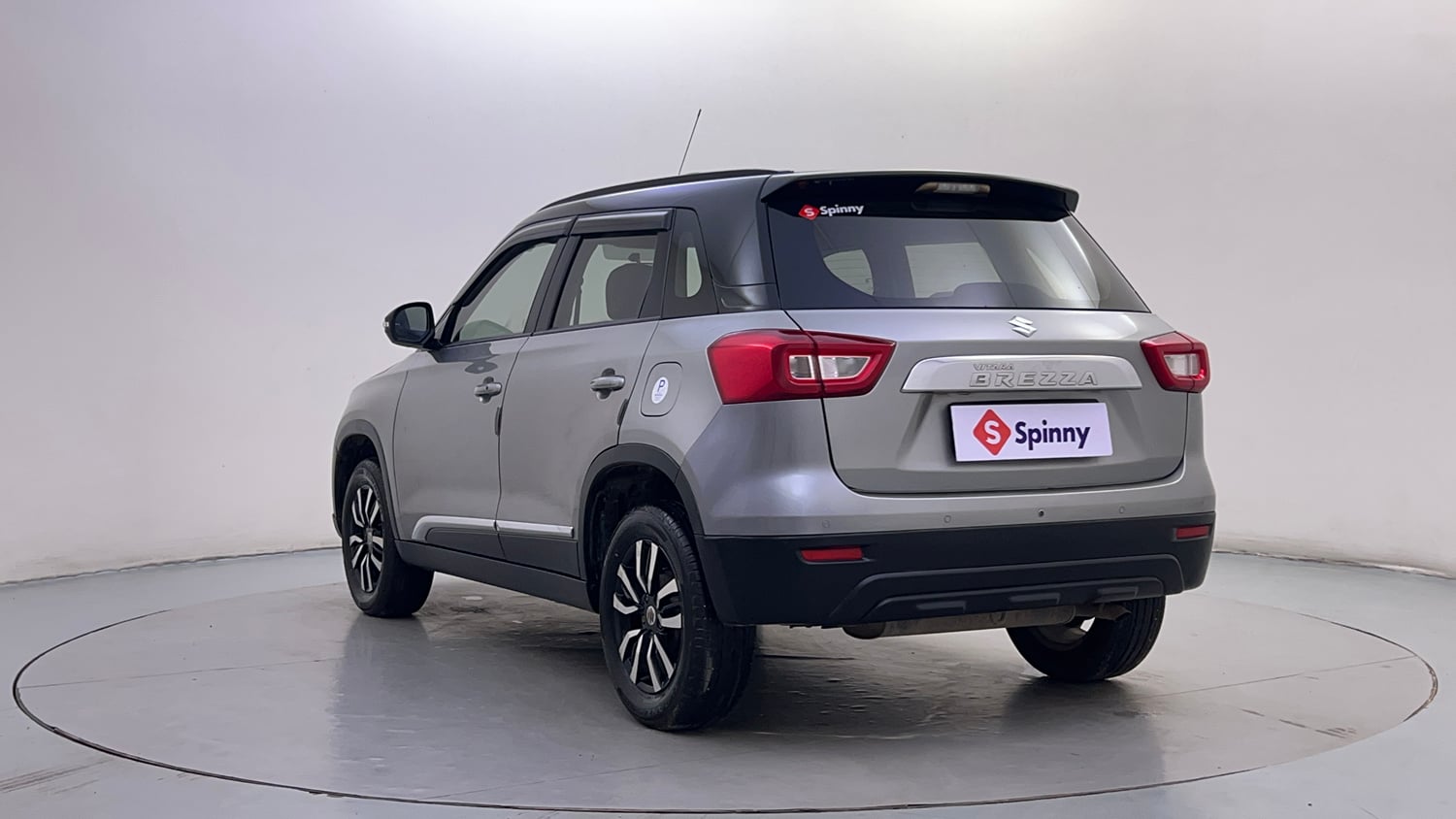 Used 2022 maruti-suzuki Vitara Brezza VXi Petrol Manual exterior LEFT REAR CORNER VIEW