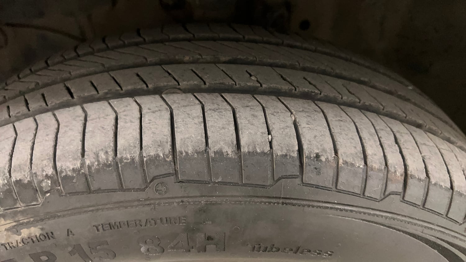 Used 2012 Honda City 1.5 S MT Petrol Manual tyres LEFT FRONT TYRE TREAD VIEW