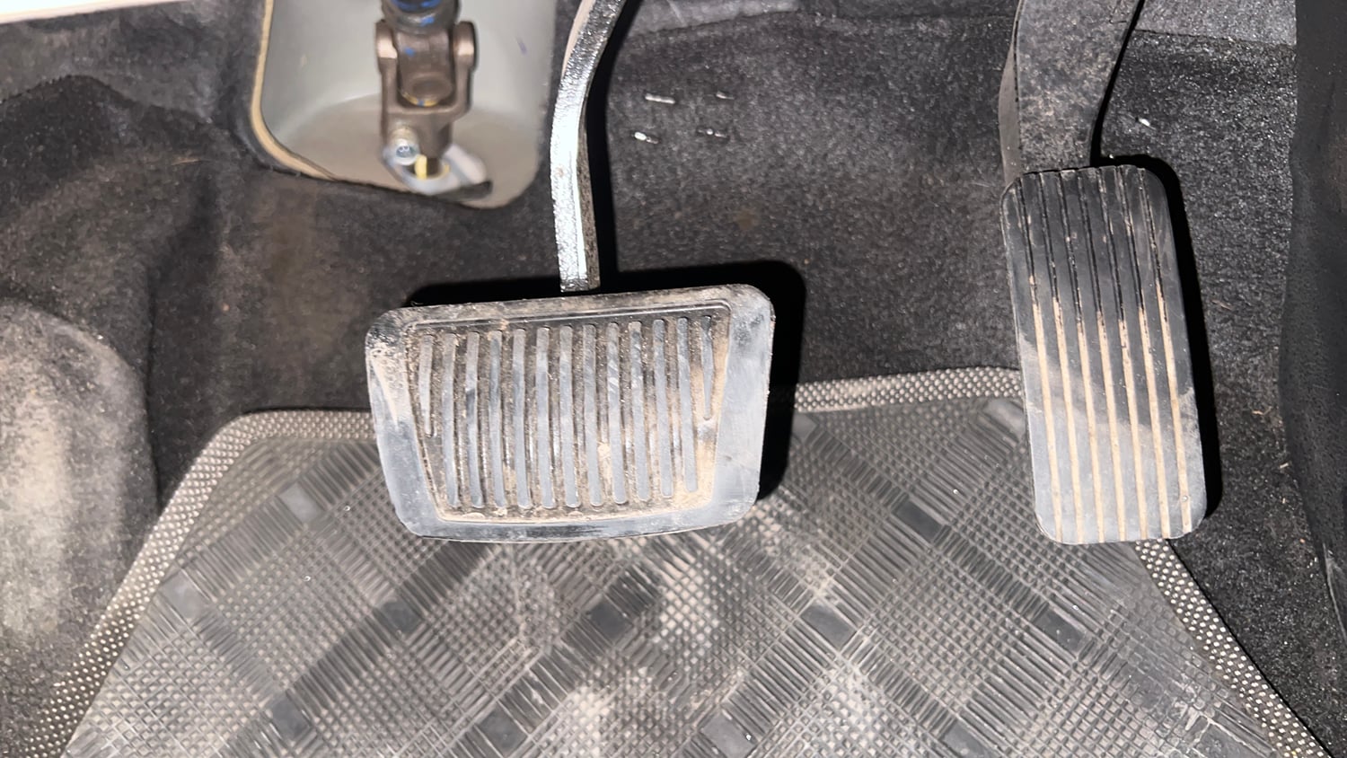 Used 2022 Hyundai Verna SX 1.5 VTVT IVT Petrol Automatic interior PEDALS VIEW