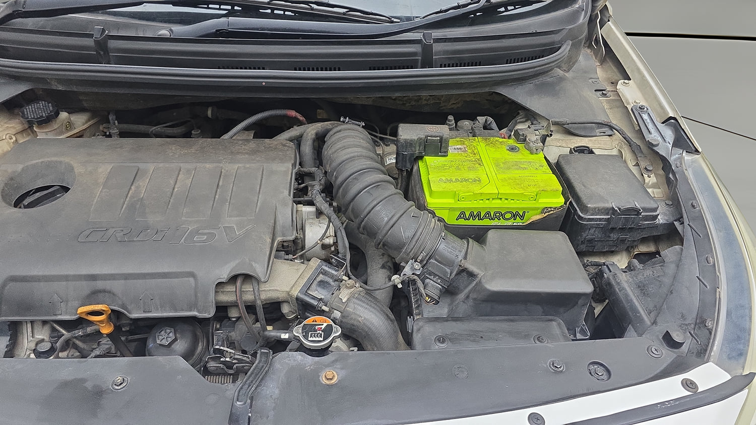 Used 2017 Hyundai Elite i20 Sportz 1.4 CRDI Diesel Manual engine ENGINE LEFT SIDE VIEW