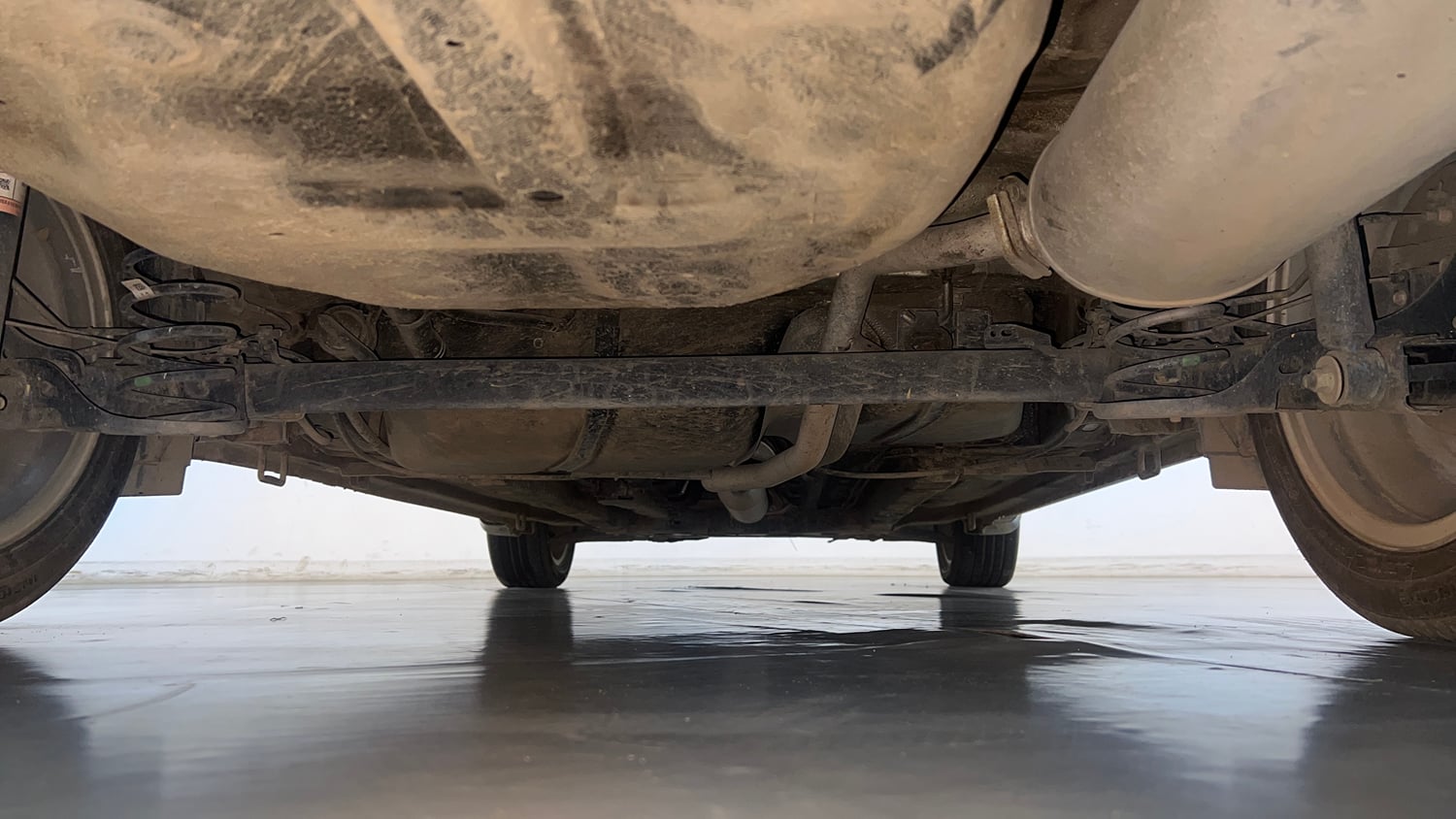 Used 2023 Maruti Suzuki Ciaz Alpha 1.5 Petrol Manual extra REAR UNDERBODY VIEW (TAKEN FROM REAR)