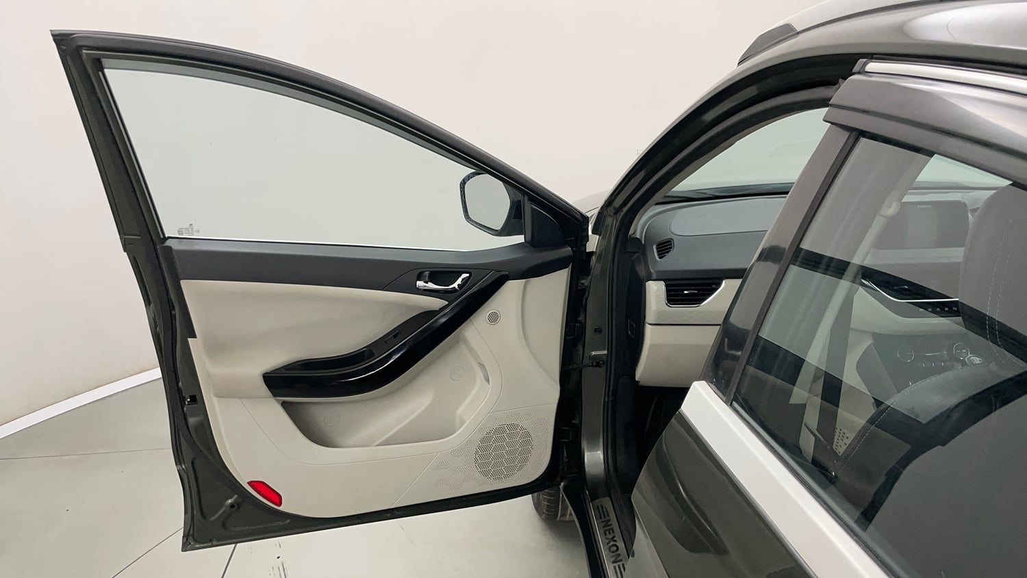 Used 2021 Tata Nexon XZ Plus Petrol Manual interior LEFT FRONT DOOR OPEN VIEW