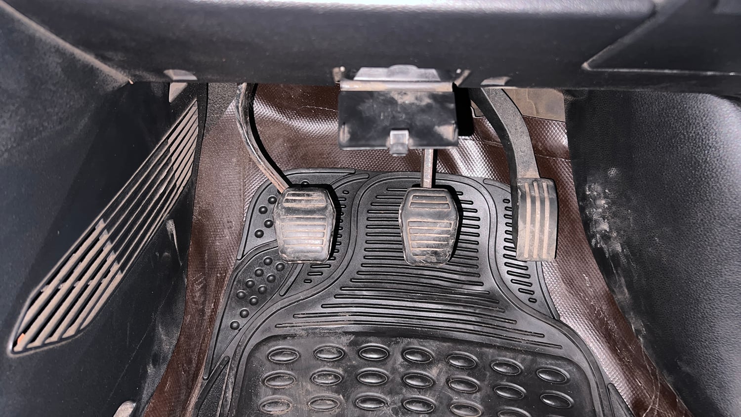 Used 2012 Ford Figo Duratorq Diesel EXI 1.4 Diesel Manual interior PEDALS VIEW