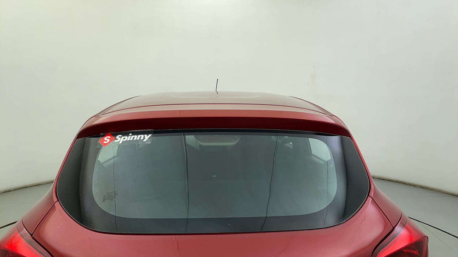 Used 2016 Renault Kwid 1.0 RXT Petrol Manual exterior BACK WINDSHIELD VIEW