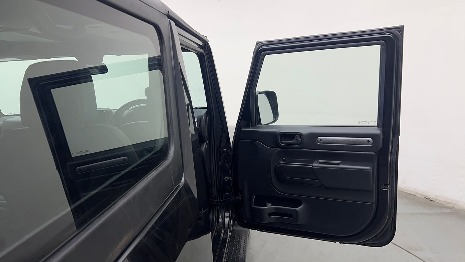 Used 2022 mahindra Thar LX Hard Top Petrol AT 4WD Petrol Automatic interior RIGHT FRONT DOOR OPEN VIEW