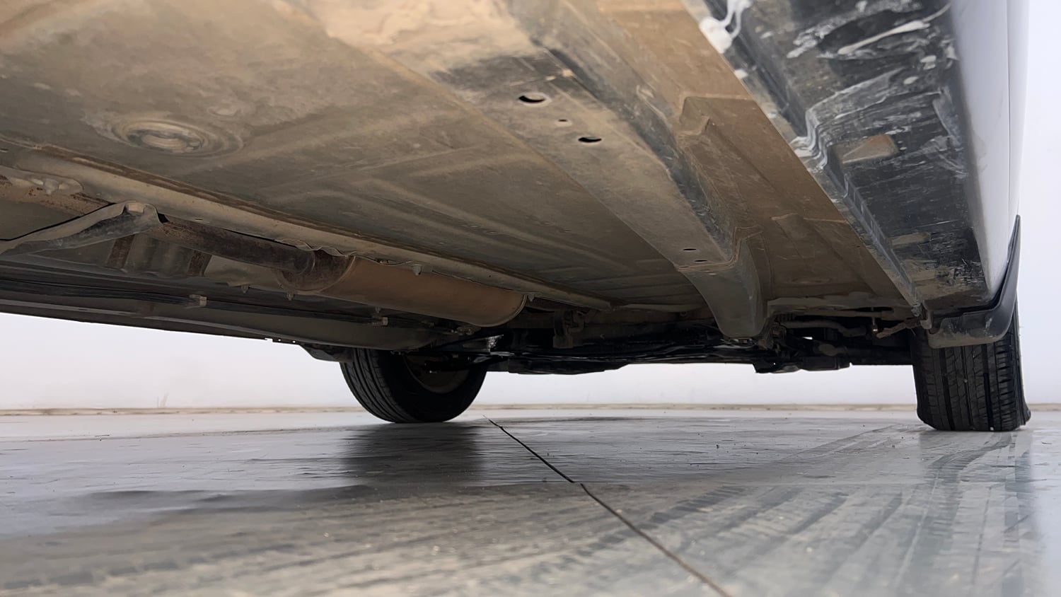 Used 2018 Maruti Suzuki Baleno Delta 1.2 Petrol Manual extra REAR RIGHT UNDERBODY VIEW