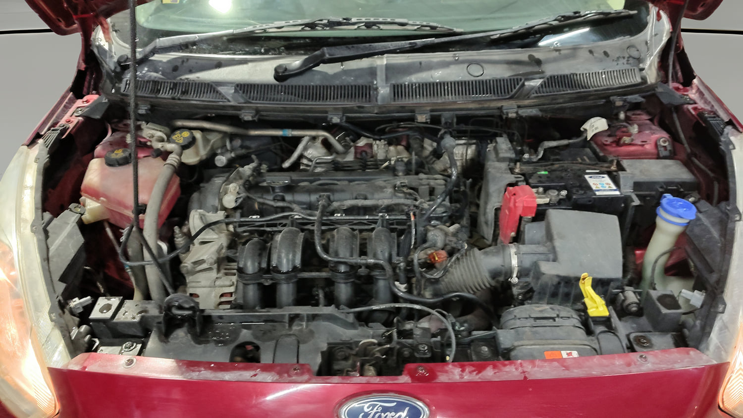 Used 2016 Ford Figo Aspire Titanium 1.2 Ti-VCT Petrol Manual engine ENGINE & BONNET OPEN FRONT VIEW
