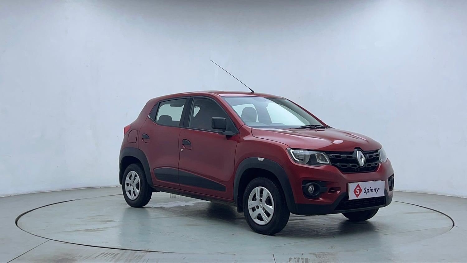 Used 2016 Renault Kwid RXT Petrol Manual exterior RIGHT FRONT CORNER VIEW