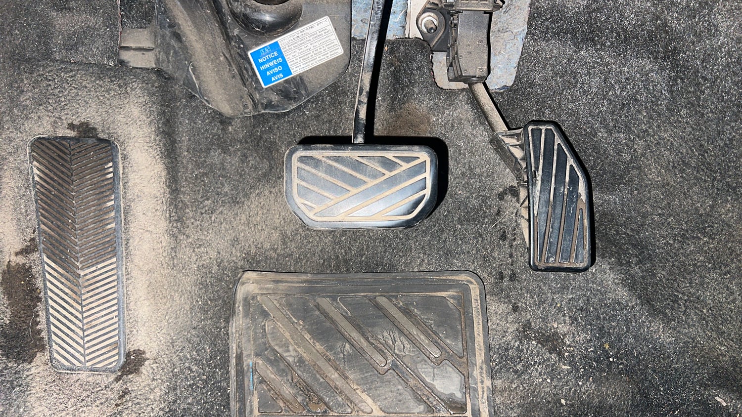 Used 2019 Maruti Suzuki Swift VXi AMT Petrol Automatic interior PEDALS VIEW