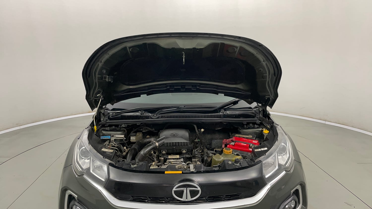 Used 2021 Tata Nexon XZ Plus Petrol Manual engine ENGINE & BONNET OPEN FRONT VIEW