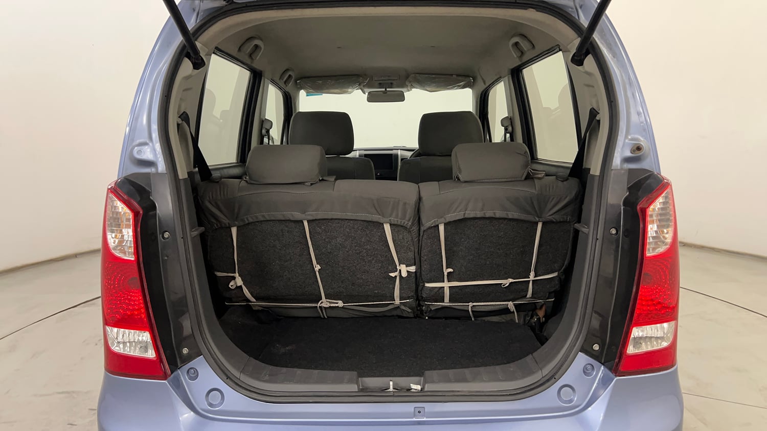 Used 2012 Maruti Suzuki Wagon R LXi Petrol Manual interior DICKY INSIDE VIEW