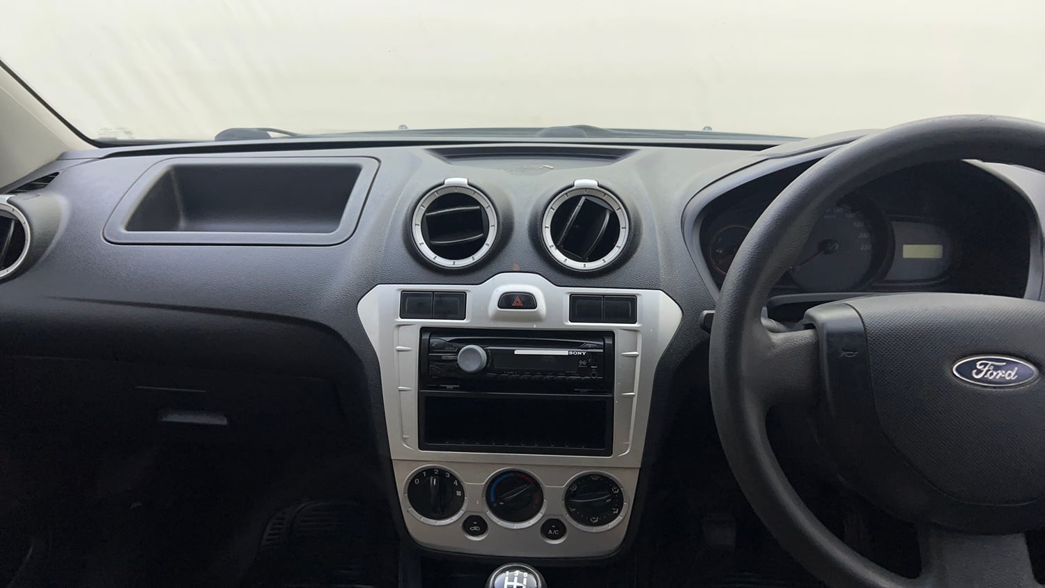 Used 2012 Ford Figo Duratorq Diesel EXI 1.4 Diesel Manual interior MUSIC SYSTEM & AC CONTROL VIEW