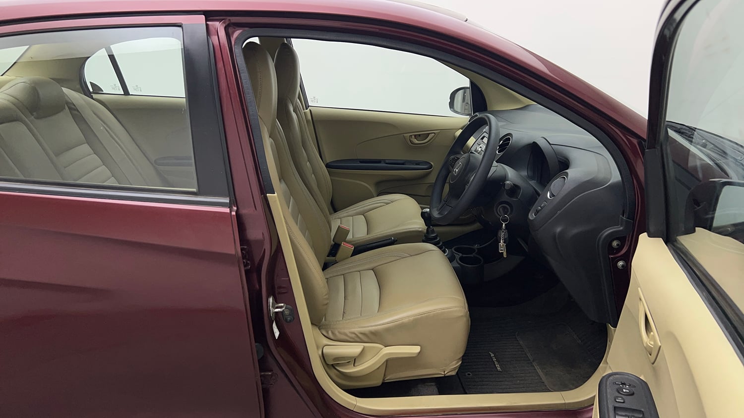 Used 2015 Honda Amaze 1.2 S i-VTEC Petrol Manual interior RIGHT SIDE FRONT DOOR CABIN VIEW