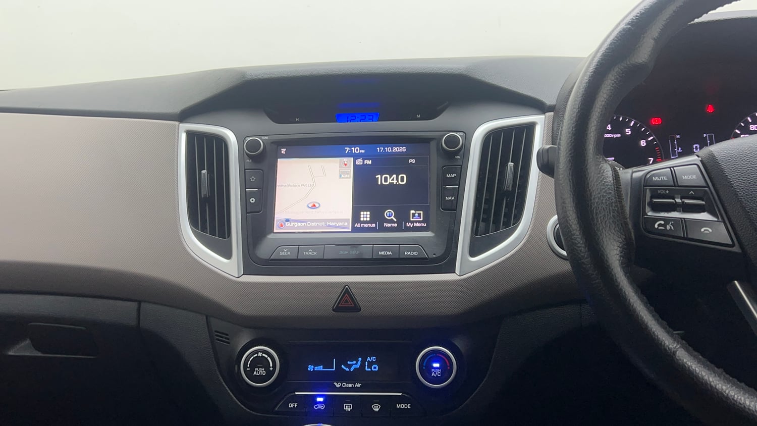 Used 2018 Hyundai Creta SX 1.6 AT Petrol Petrol Automatic interior MUSIC SYSTEM & AC CONTROL VIEW