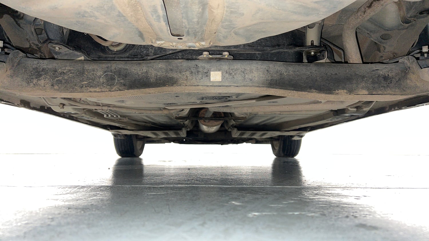 Used 2022 Maruti Suzuki Baleno Zeta AGS Petrol Automatic extra REAR UNDERBODY VIEW (TAKEN FROM REAR)