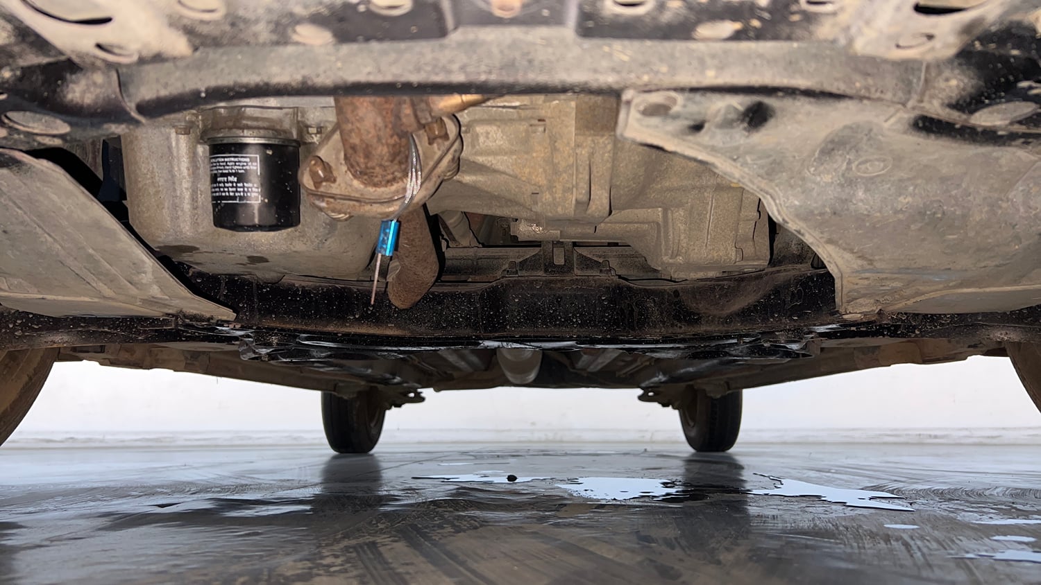 Used 2013 Maruti Suzuki Swift VXi Petrol Manual extra FRONT LEFT UNDERBODY VIEW