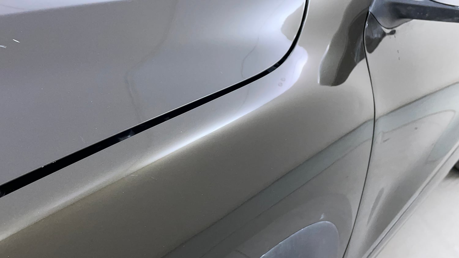 Used 2024 Renault Kwid RXT 1.0L Petrol Manual dents MINOR SCRATCH